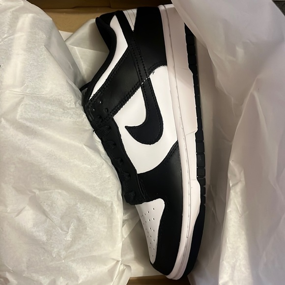 Panda dunks low tops